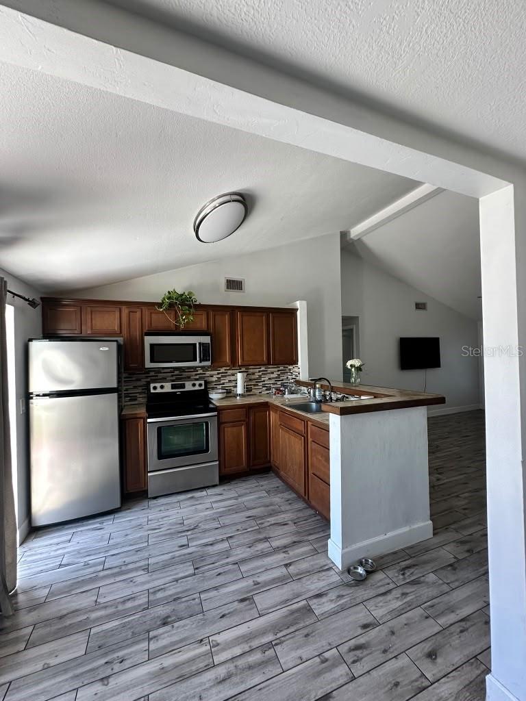 9408 Rosebury Ct, Tampa, FL 33615