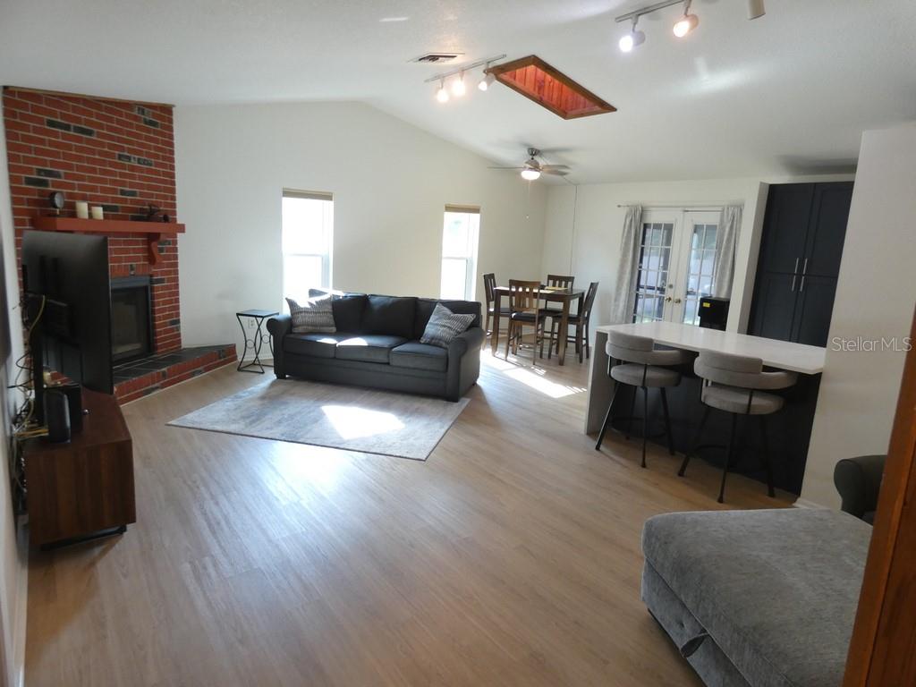 1368 Noell Blvd, Palm Harbor, FL 34683