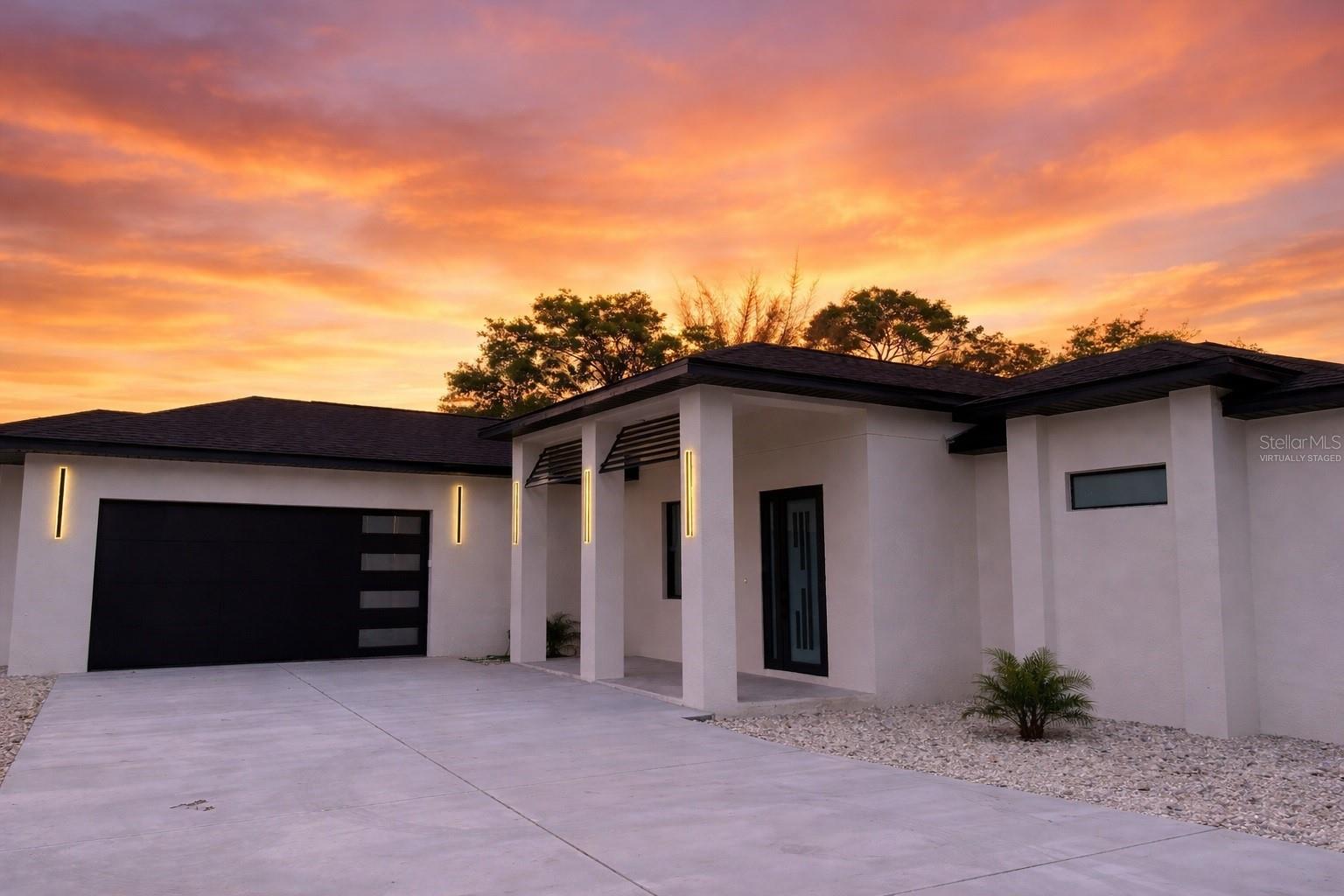 4228 Foxwood Blvd, Wesley Chapel, FL 33543