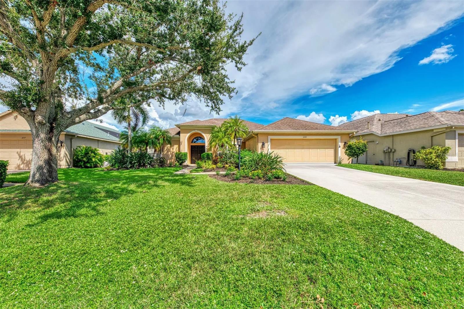 6721 Carlyle Ln, Sarasota, FL 34243