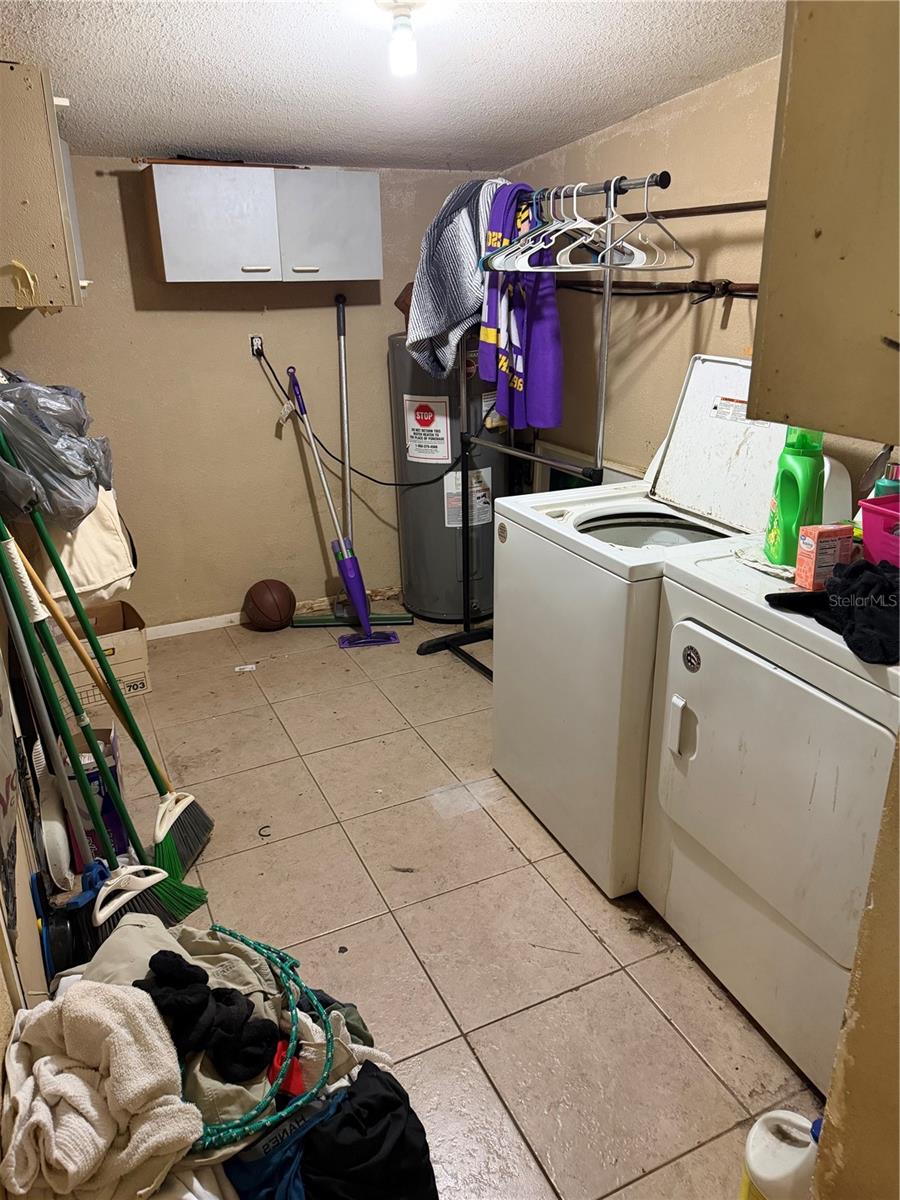 3011 Florida Blvd, Bradenton, FL 34207