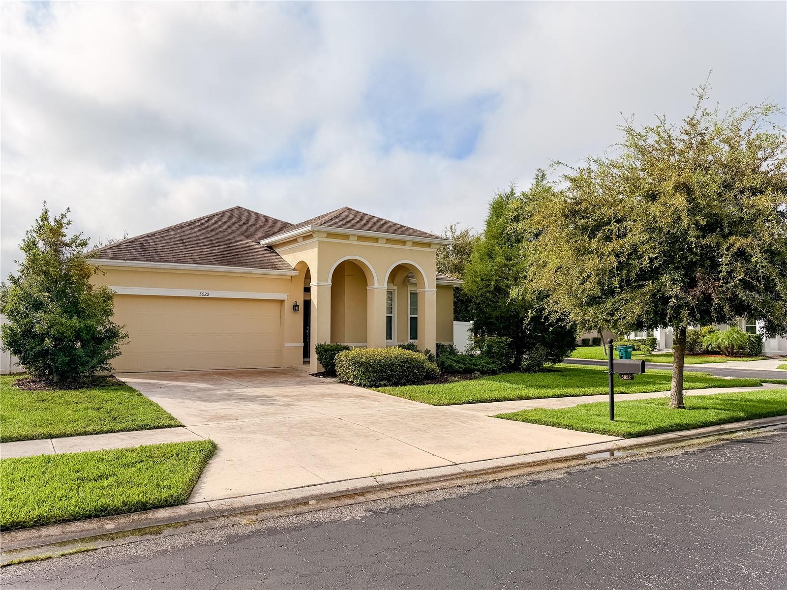 5022 Suncatcher Dr, Wesley Chapel, FL 33545
