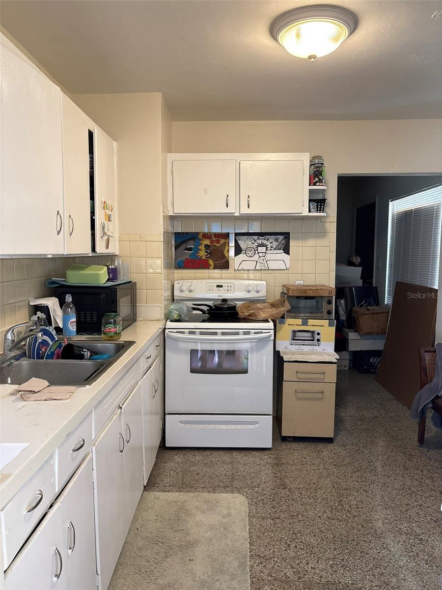 2627 38th Ave N, St Petersburg, FL 33713