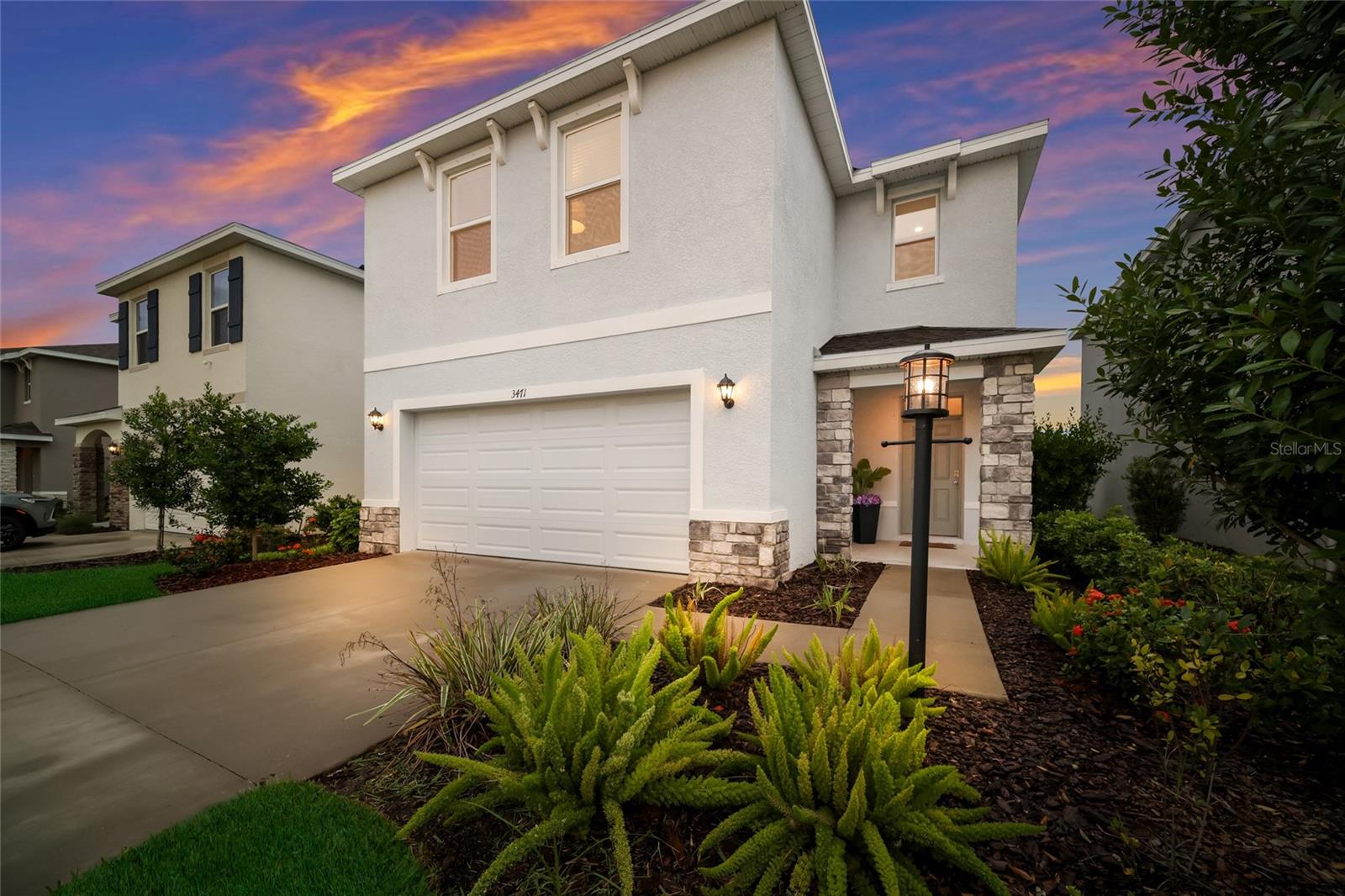 3471 Hilltop Cir, Bradenton, FL 34211