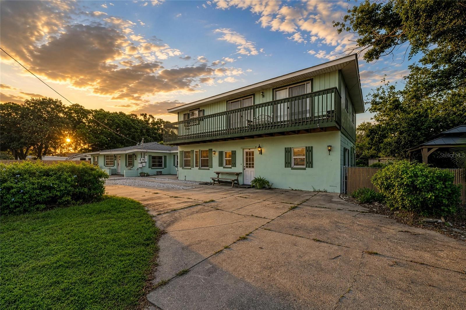 5423 21st St W, Bradenton, FL 34207