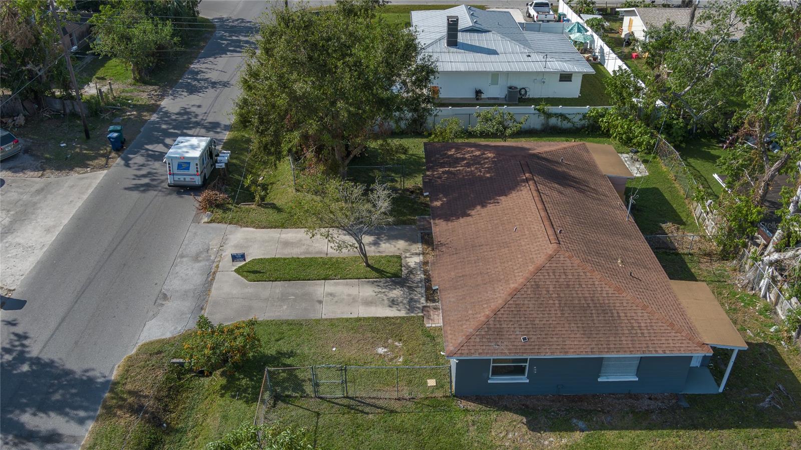 1324 59th Ave E, Bradenton, FL 34203