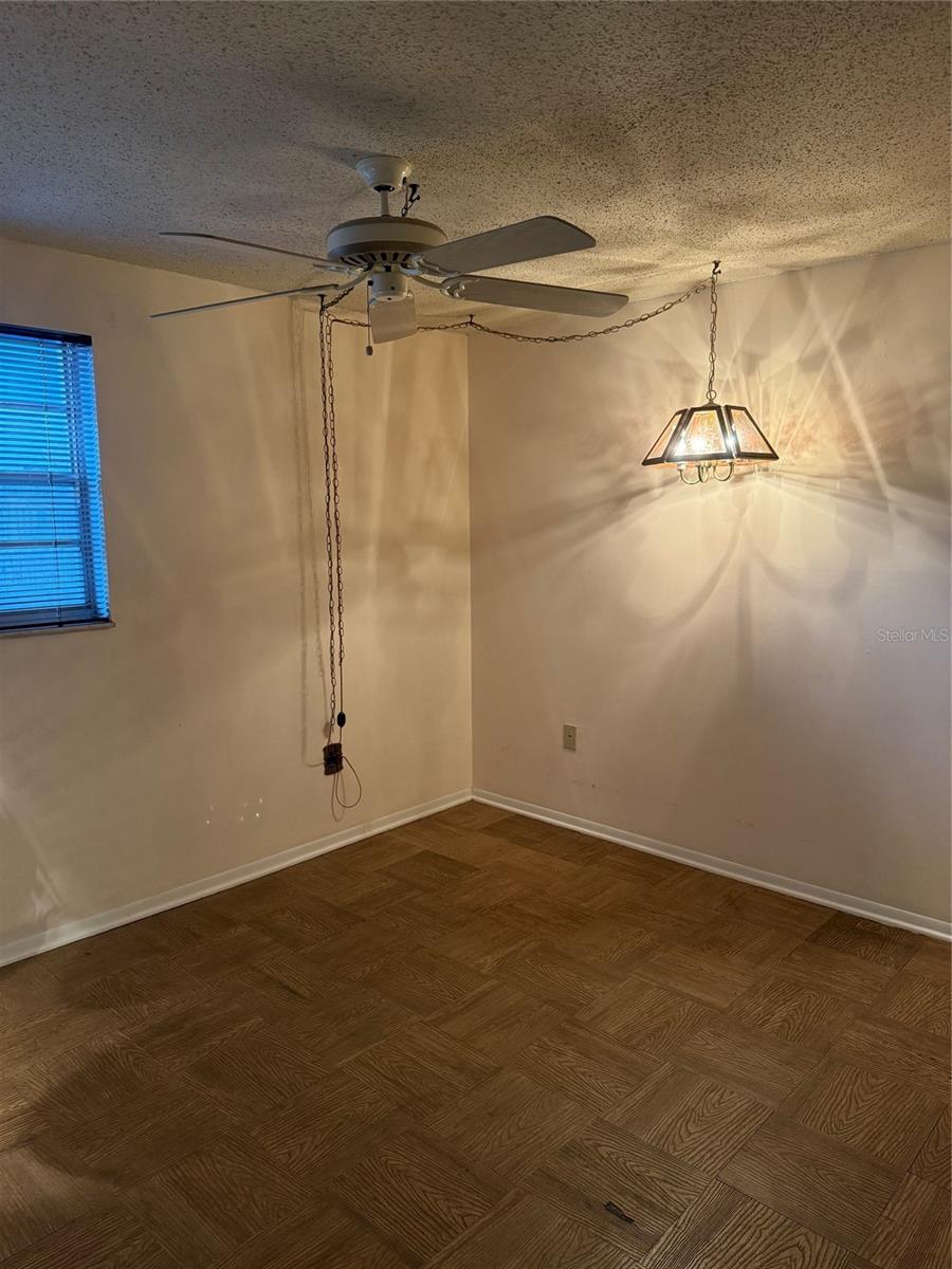 2905 Lemonwood St, Clearwater, FL 33759