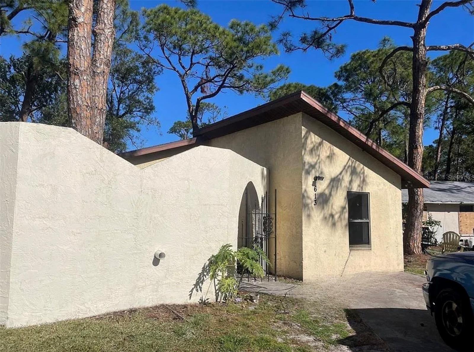 611 61st Avenue Ter E, Bradenton, FL 34203