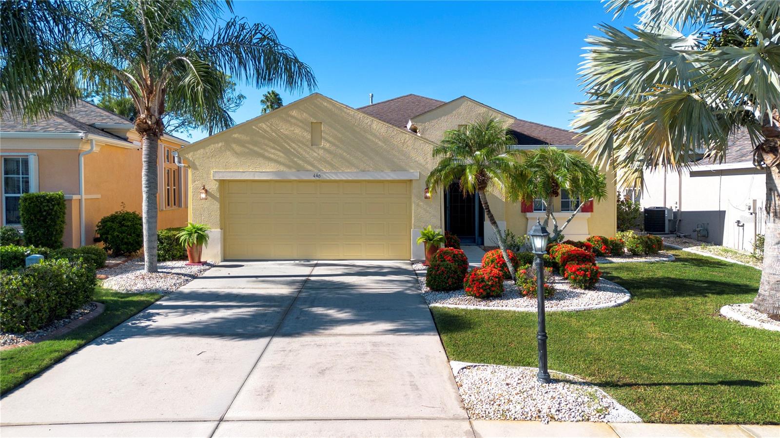 446 Noble Faire Dr, Sun City Center, FL 33573