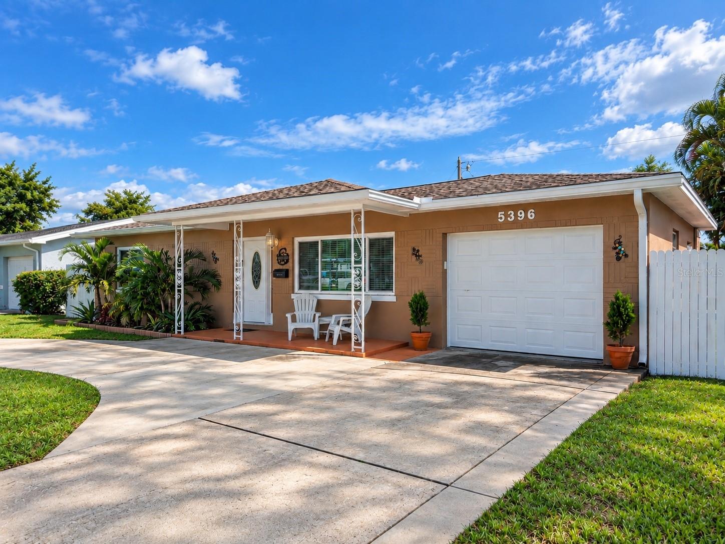 5396 24th Ter N, St Petersburg, FL 33710