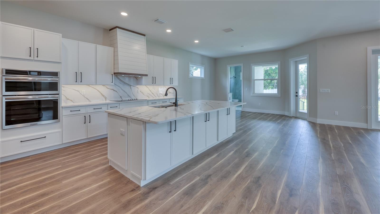 785 Lime St, Palm Harbor, FL 34683
