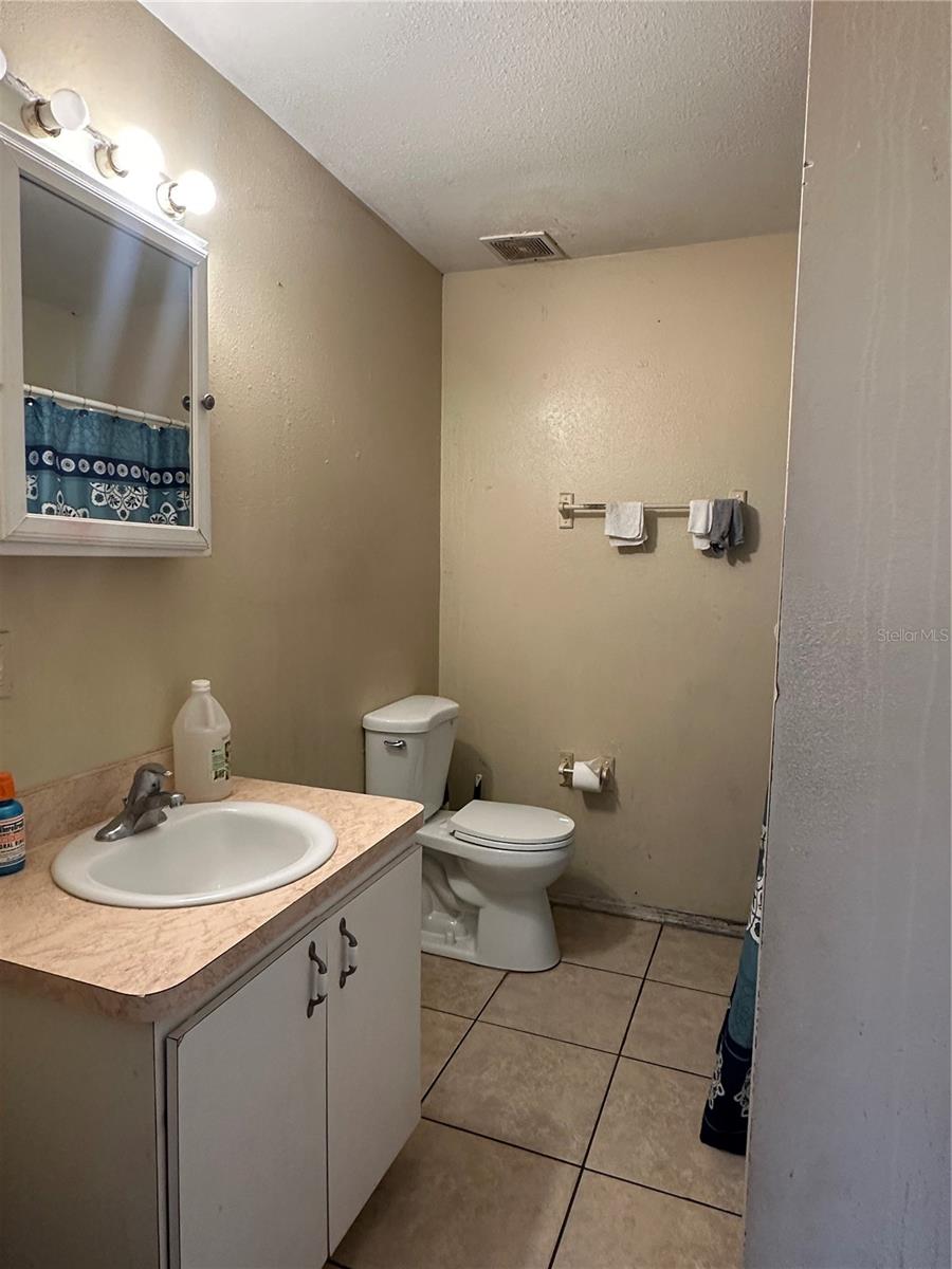 2305 E 28th Ave, Tampa, FL 33605