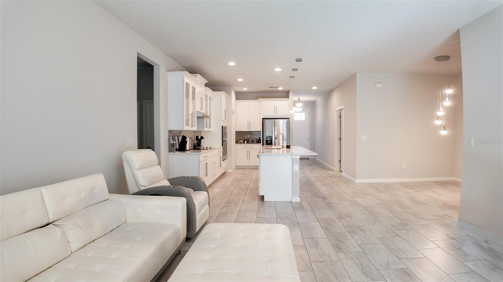 12937 Satin Lily Dr, Riverview, FL 33579
