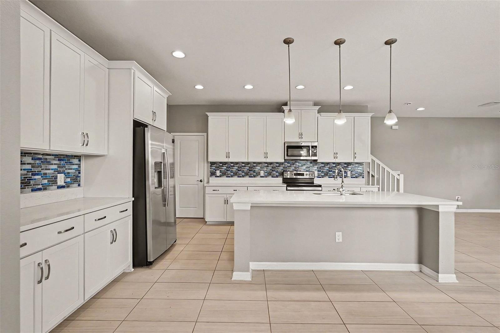 29967 Southwell Ln, Wesley Chapel, FL 33543