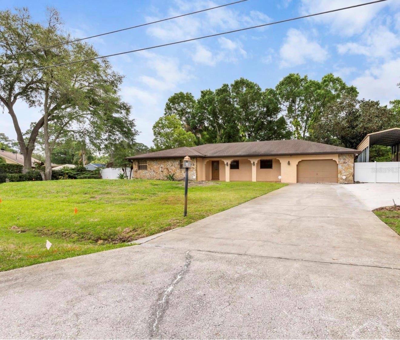 8210 Westridge Dr, Tampa, FL 33615