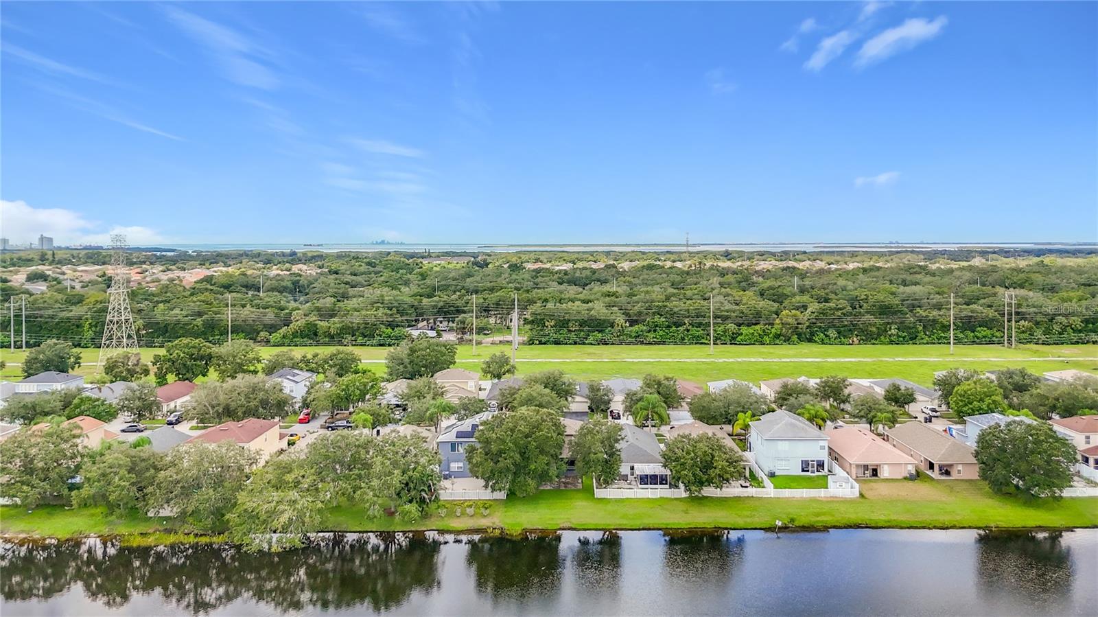 7931 Carriage Pointe Dr, Gibsonton, FL 33534