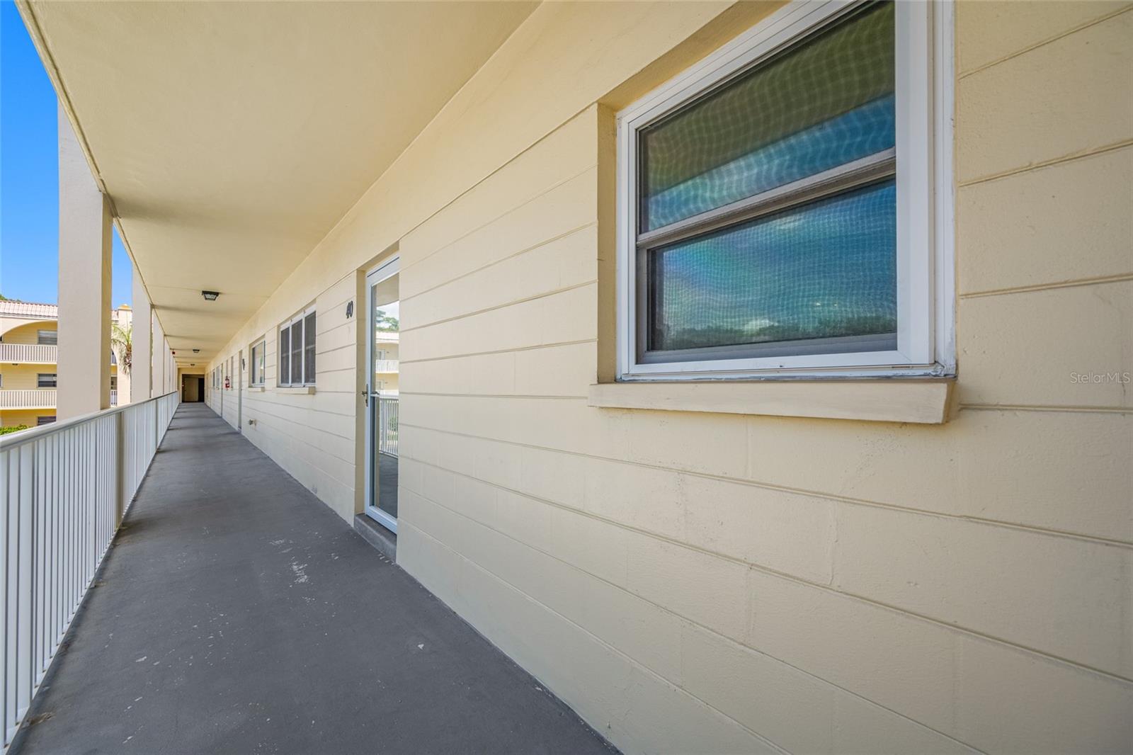 2258 World Parkway Blvd W #40, Clearwater, FL 33763