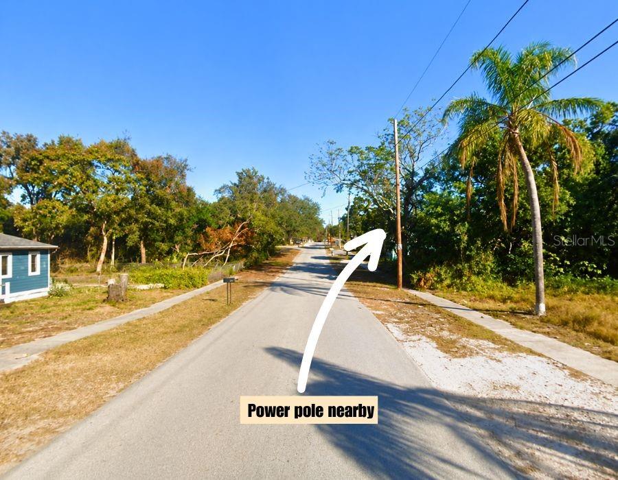1987 Park Ave, Tarpon Springs, FL 34689