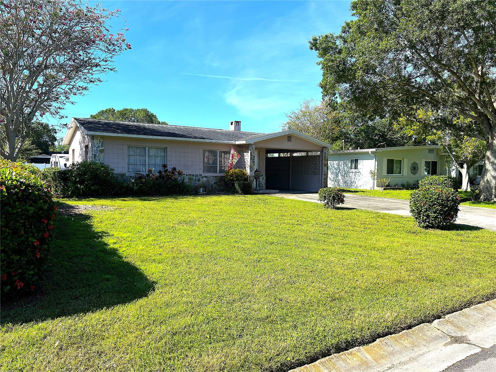 1400 57th Ave N, St Petersburg, FL 33703