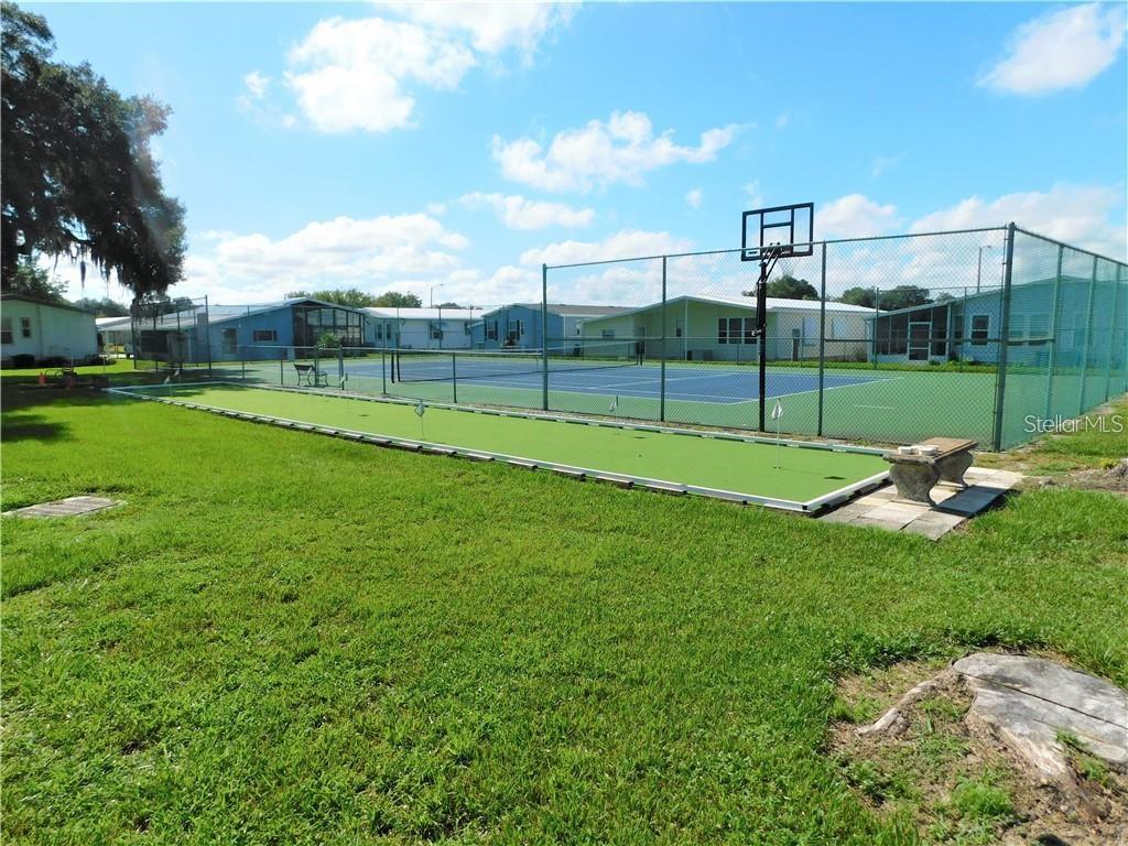 35037 Mcculloughs Leap, Zephyrhills, FL 33541
