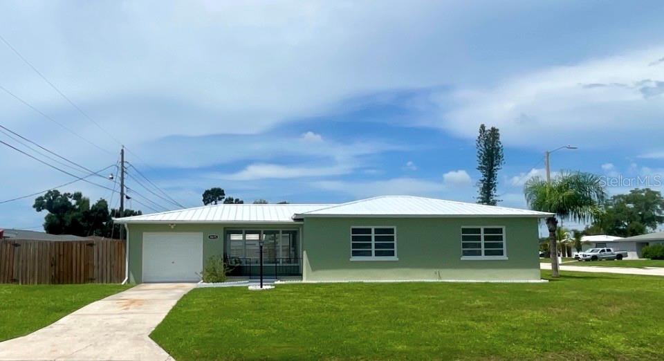4675 Orlando Cir, Bradenton, FL 34207