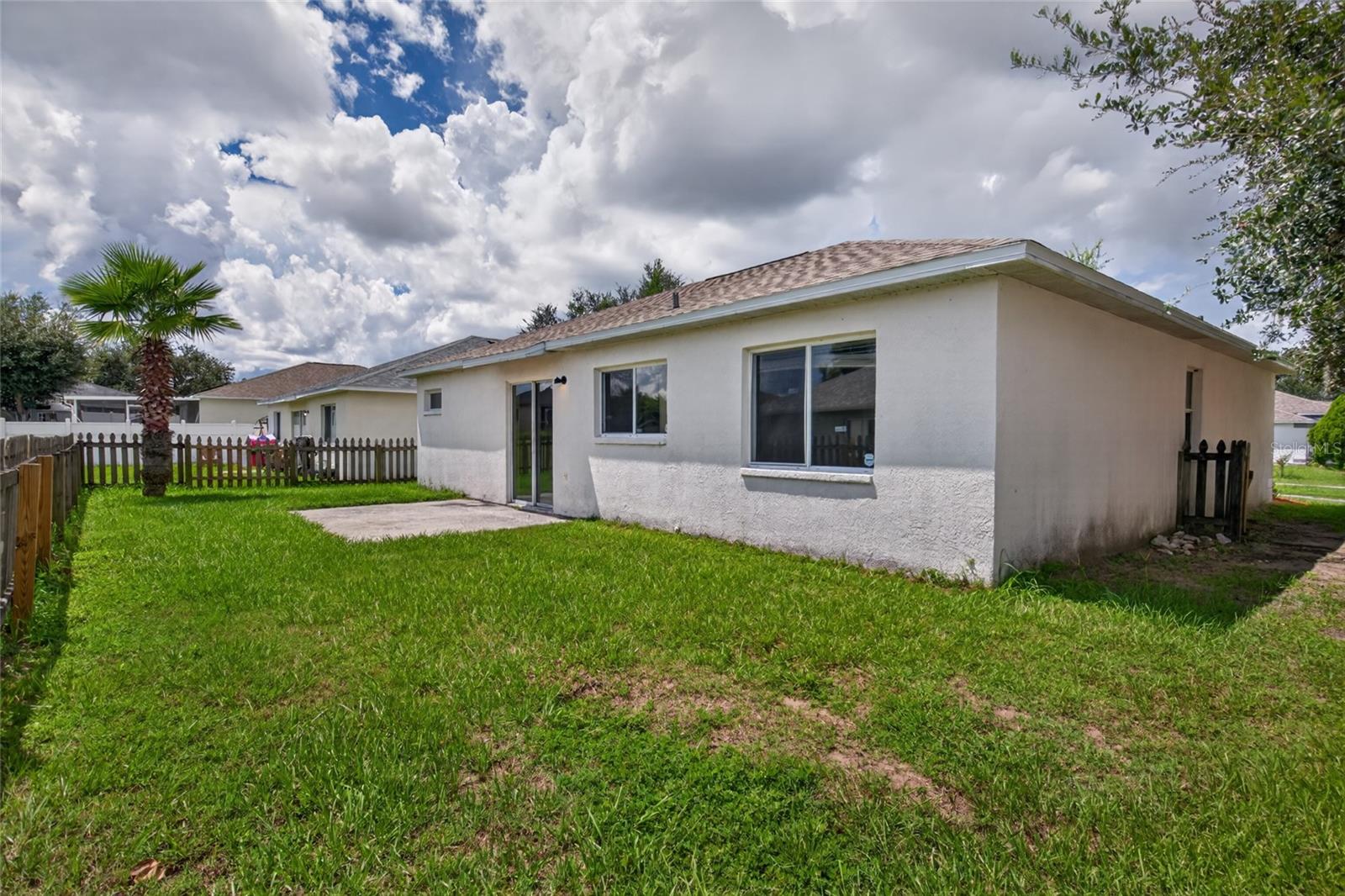 310 Shelby Brooke Dr, Plant City, FL 33563