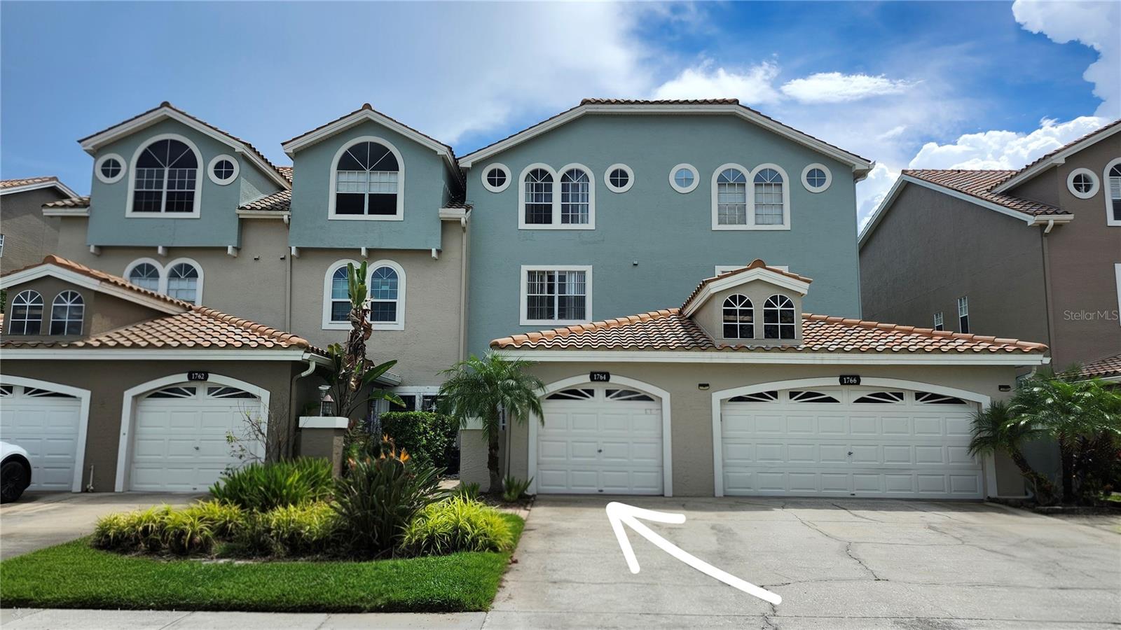 1764 Arabian Ln, Palm Harbor, FL 34685