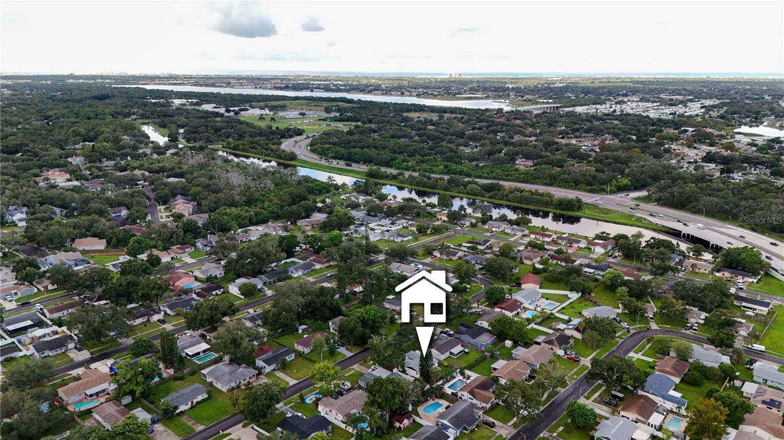 9111 109th Ave, Seminole, FL 33777