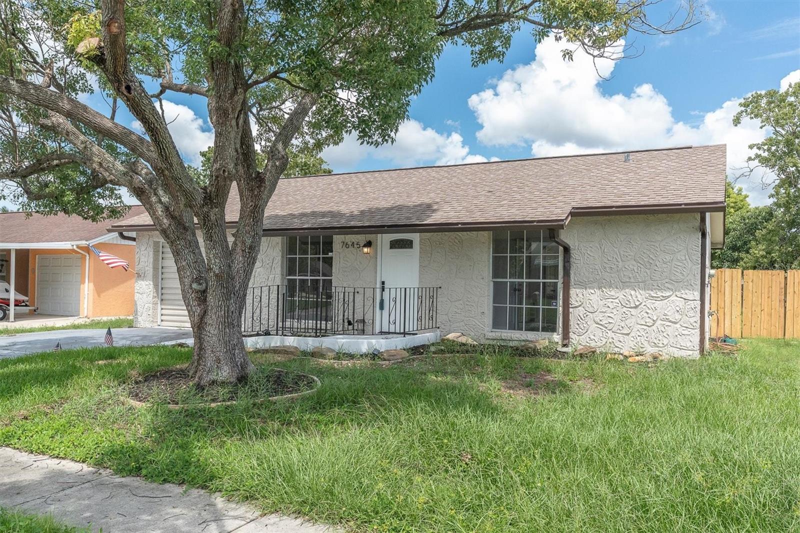 7645 Arlight Dr, New Port Richey, FL 34655