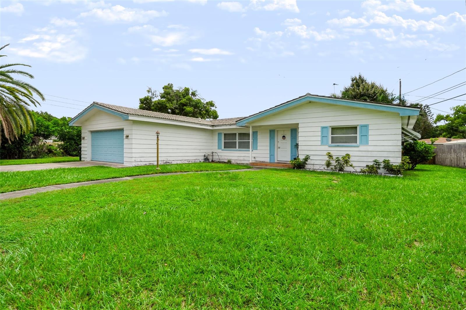2199 Nottingham Dr, Clearwater, FL 33764
