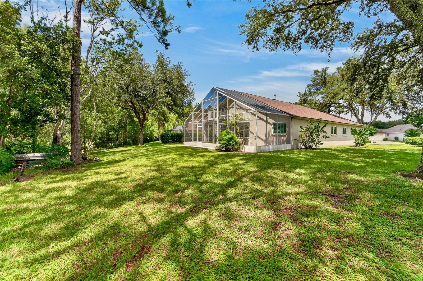 6106 Chalon Ct, Lutz, FL 33558