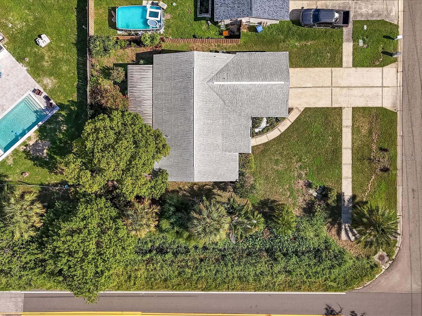 6002 Firefly Ln, Apollo Beach, FL 33572