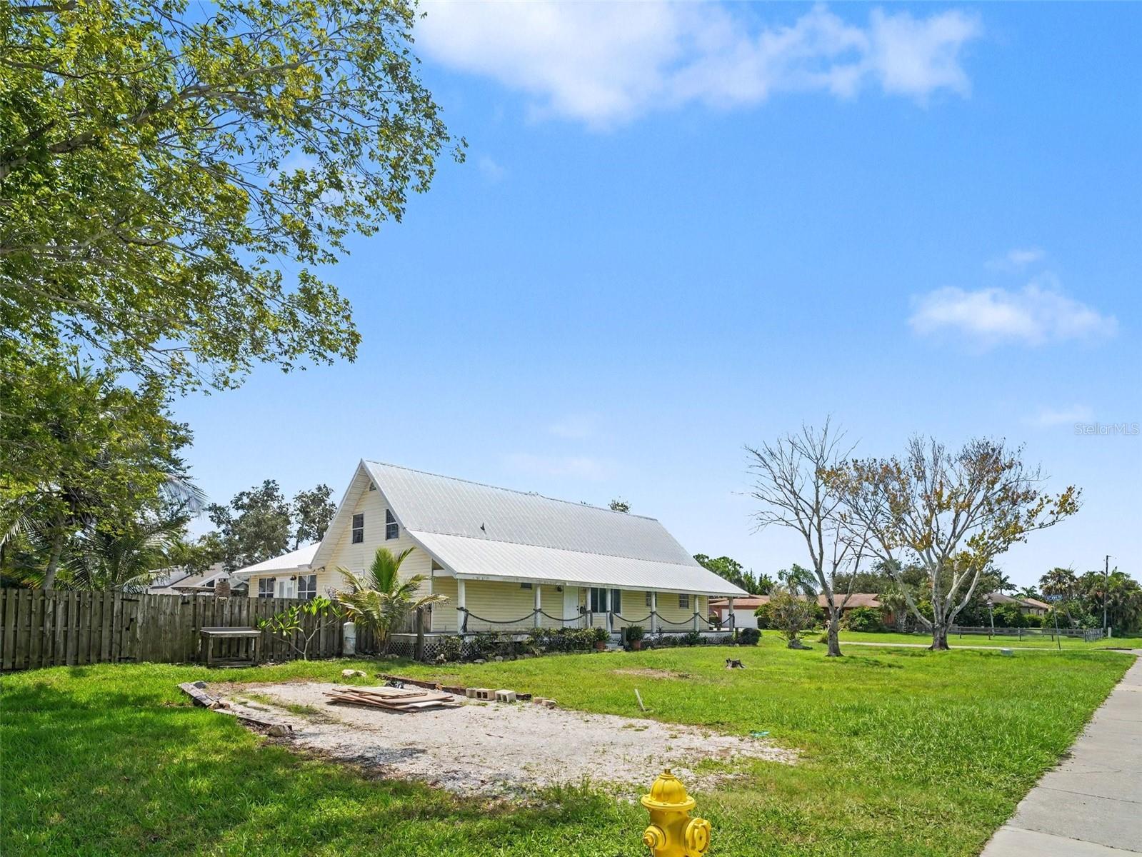 1612 20th Ave W, Palmetto, FL 34221