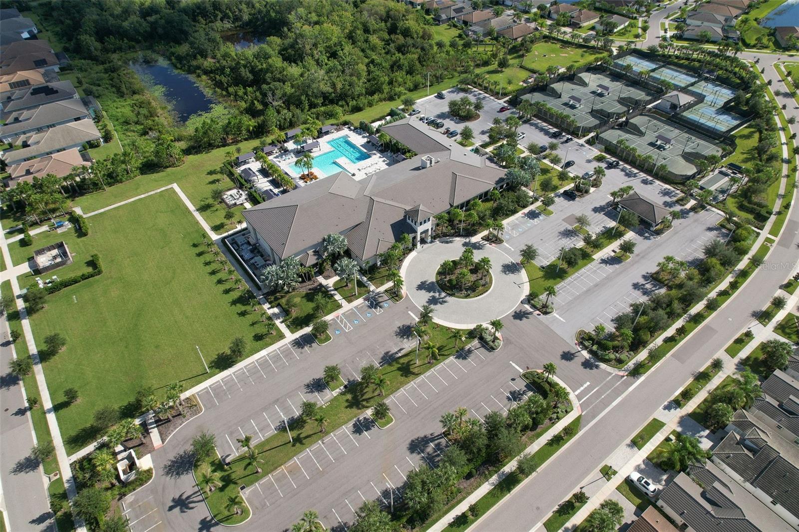 4836 Sevilla Shores Dr, Wimauma, FL 33598