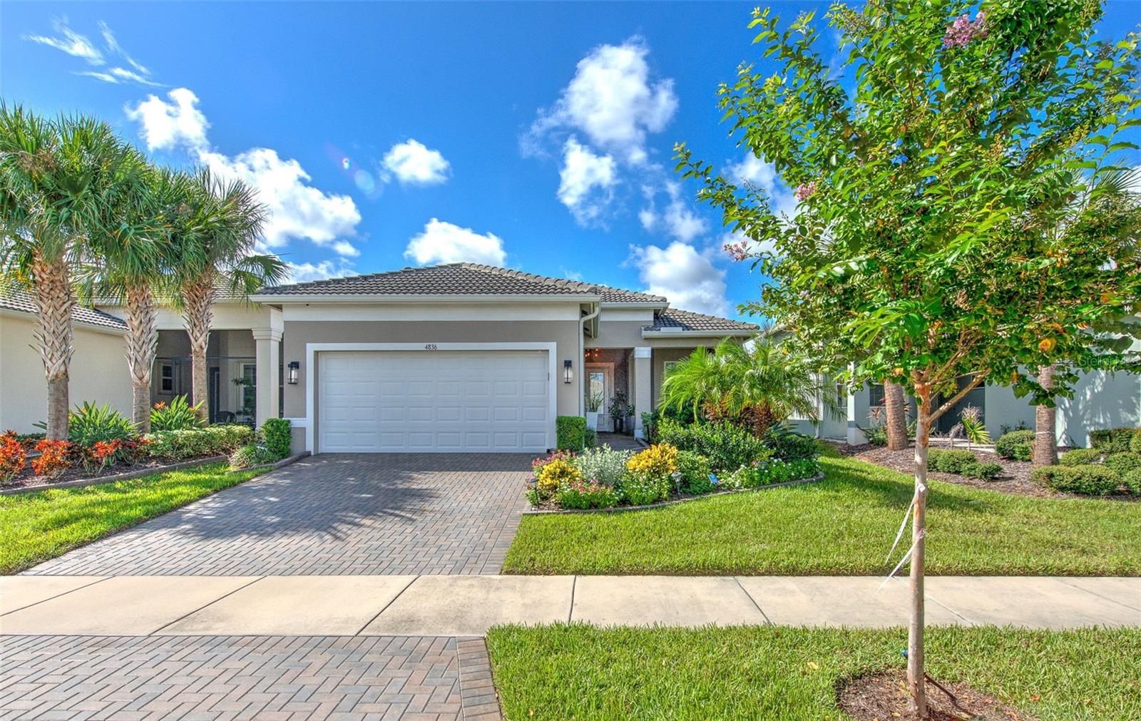 4836 Sevilla Shores Dr, Wimauma, FL 33598