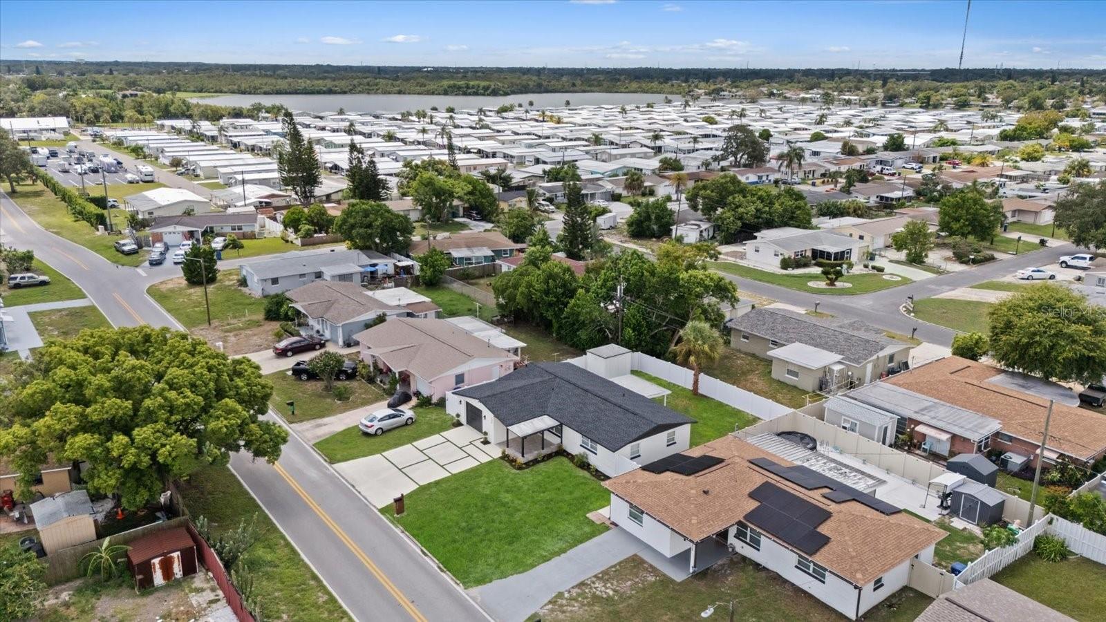 2229 Roselawn Dr, Holiday, FL 34691