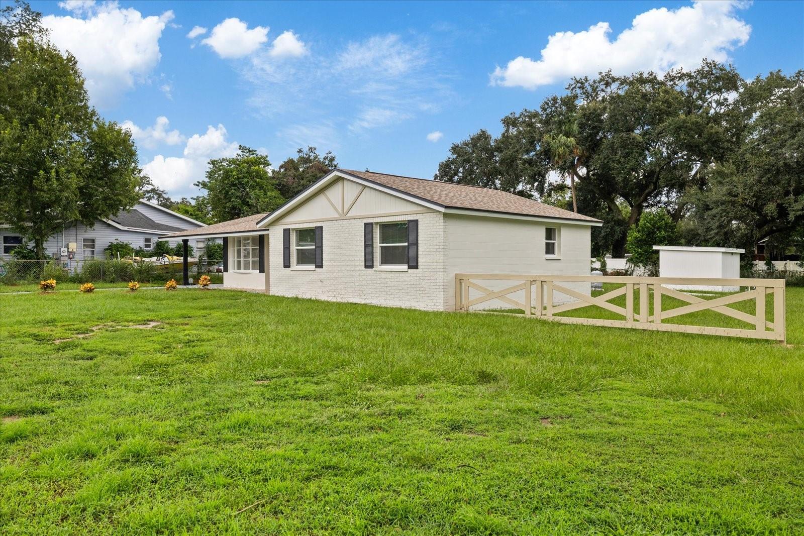 110 Virginia Ave, Seffner, FL 33584