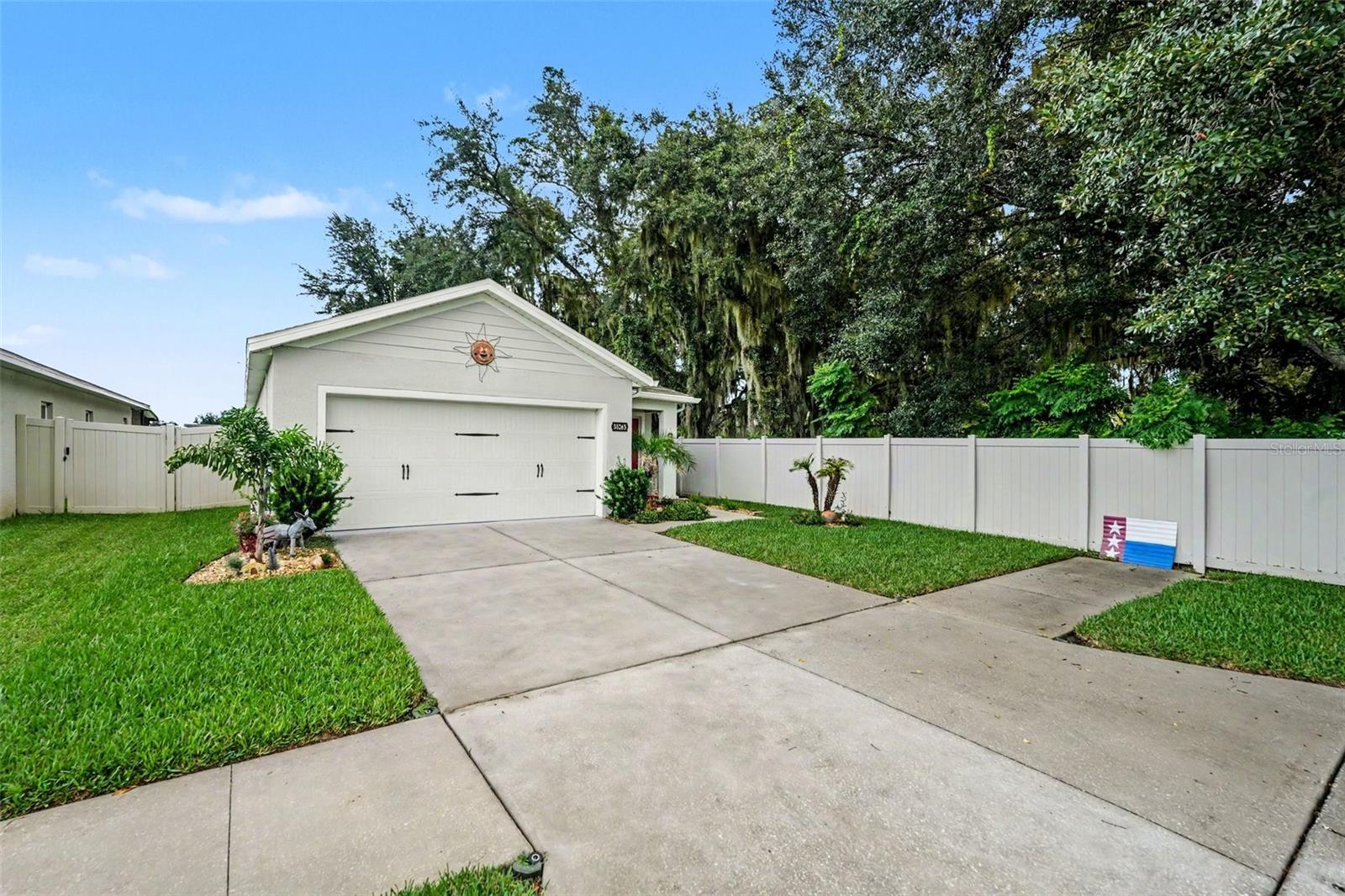 35265 Gendry St, Zephyrhills, FL 33541