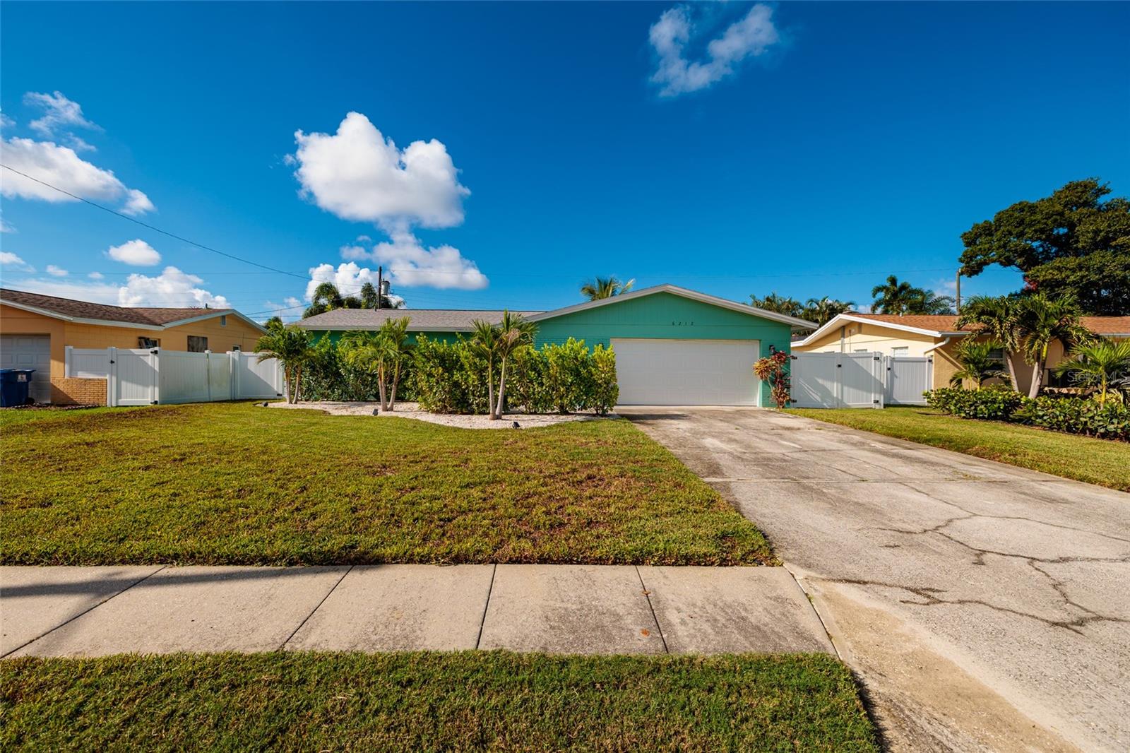 6212 34th Ave N, St Petersburg, FL 33710