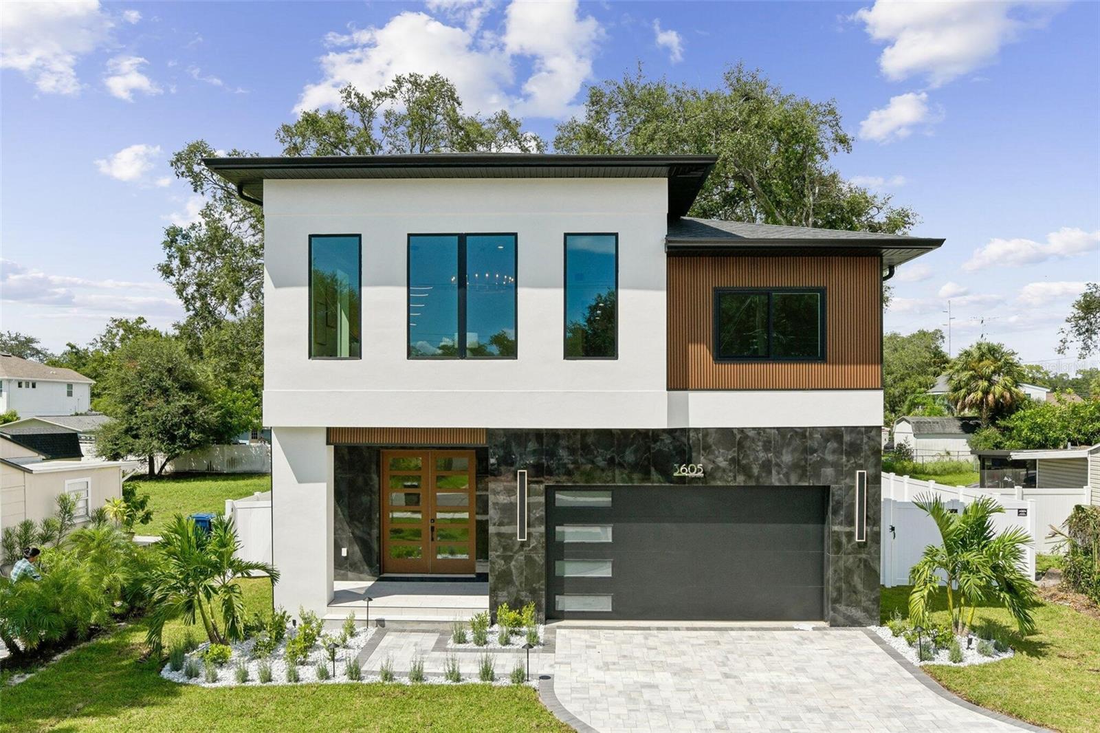 3605 W Bay Ave, Tampa, FL 33611