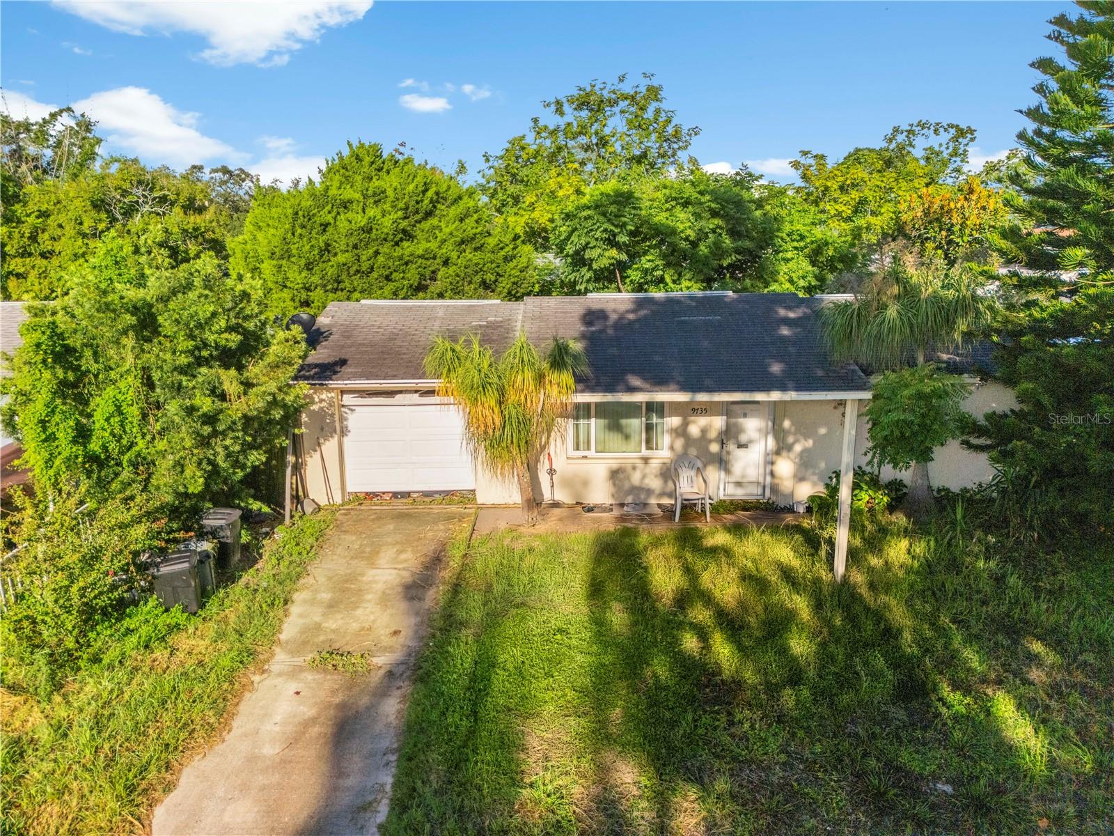 9735 Rainbow Ln, Port Richey, FL 34668