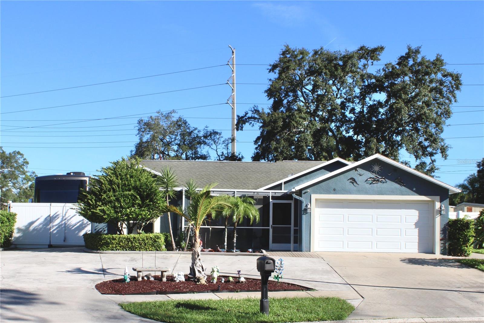 1521 Foxcroft Dr W, Palm Harbor, FL 34683