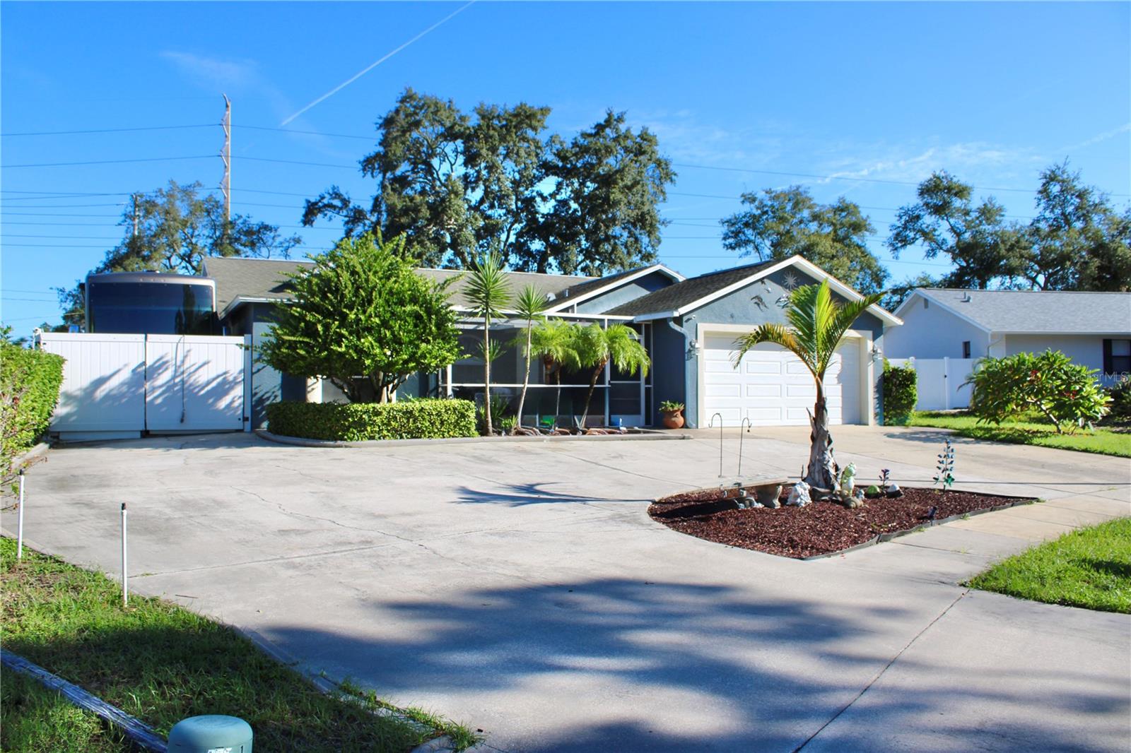 1521 Foxcroft Dr W, Palm Harbor, FL 34683