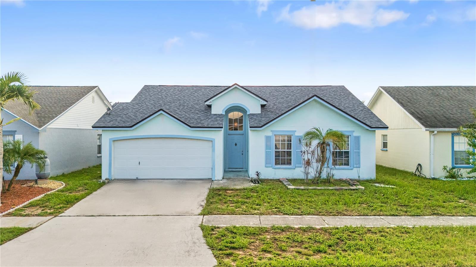 218 Lookout Dr, Apollo Beach, FL 33572