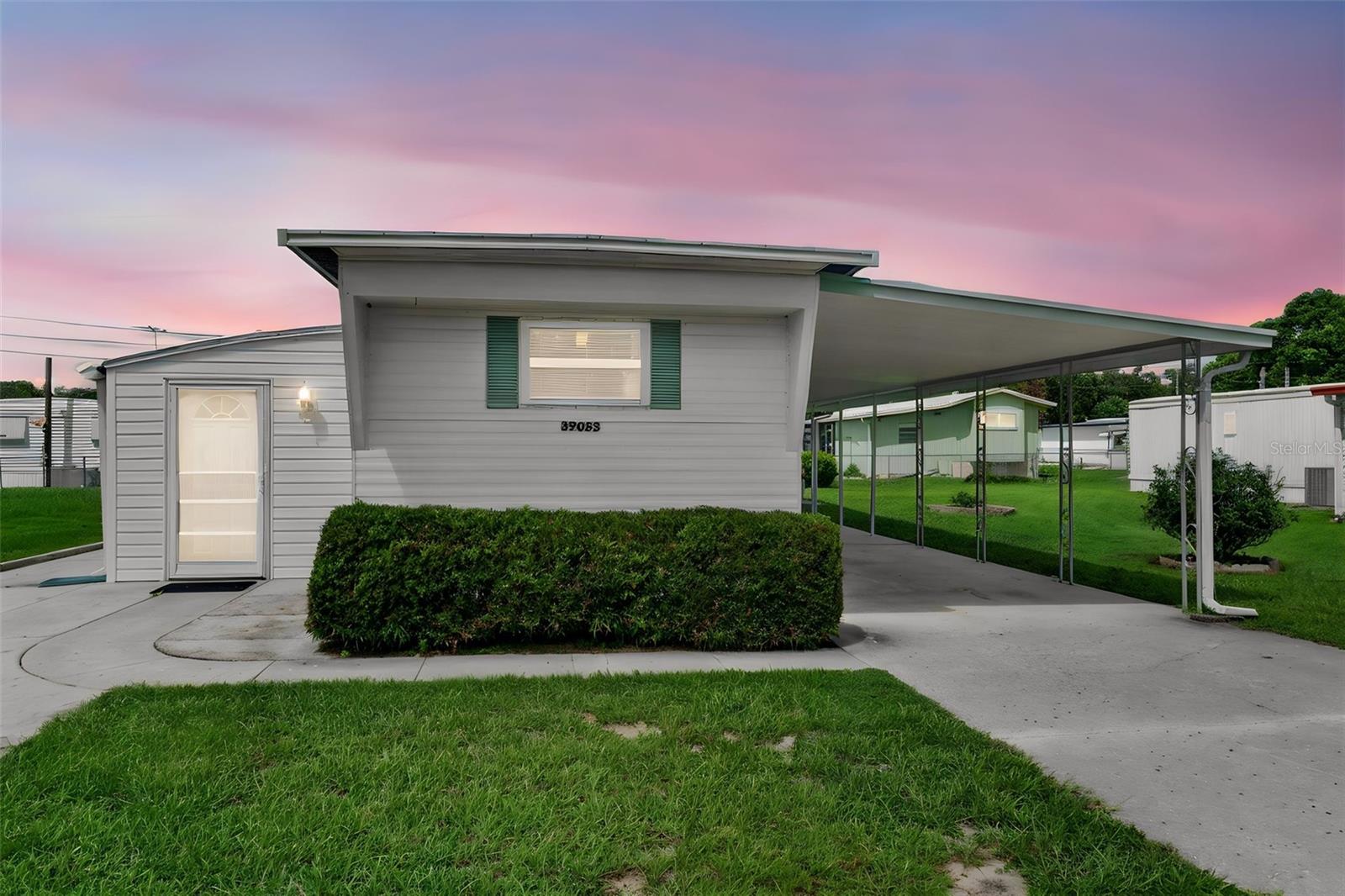 39053 Ola Ave, Zephyrhills, FL 33542