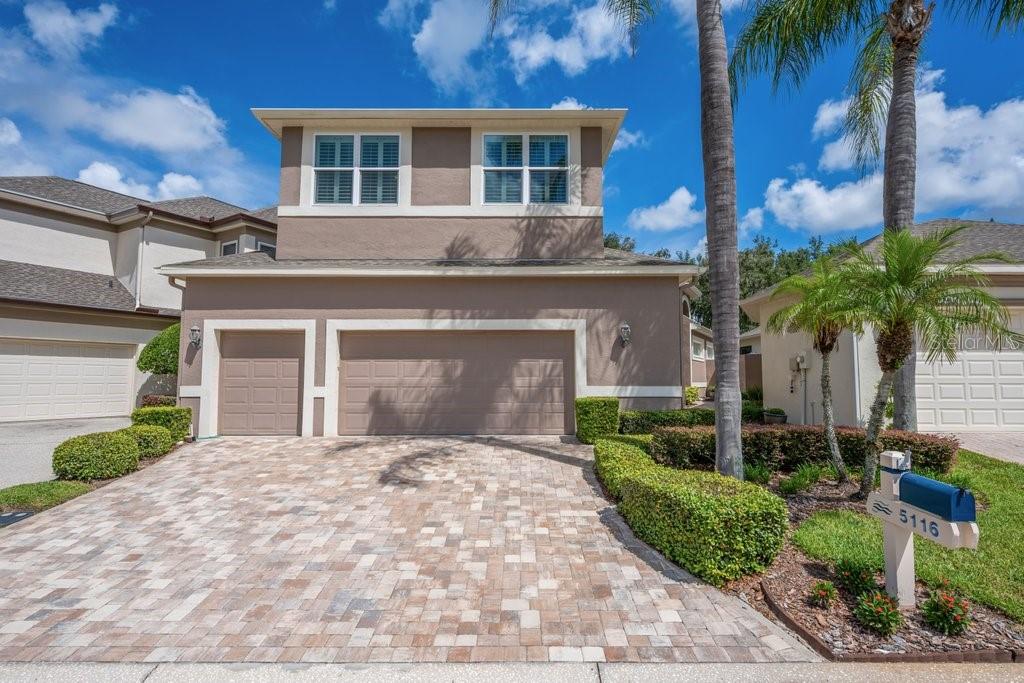 5116 Fairway One Dr, Valrico, FL 33596