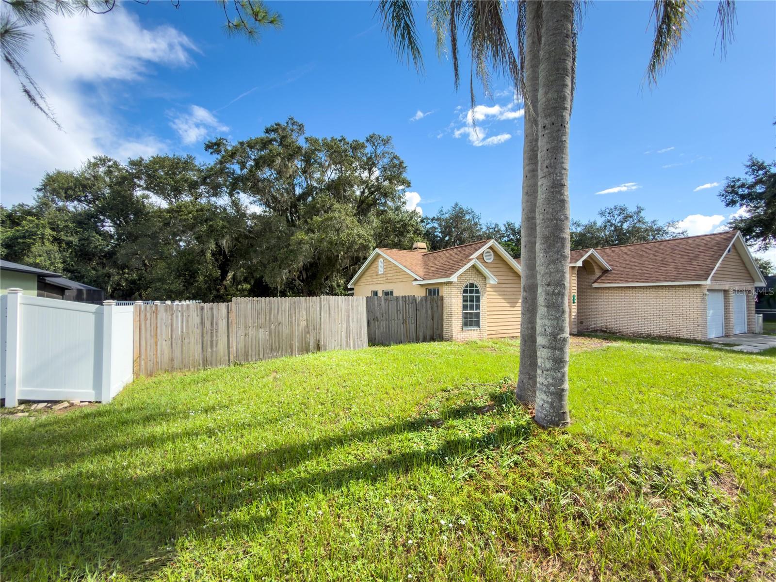 23437 Shining Star Dr, Land O Lakes, FL 34639
