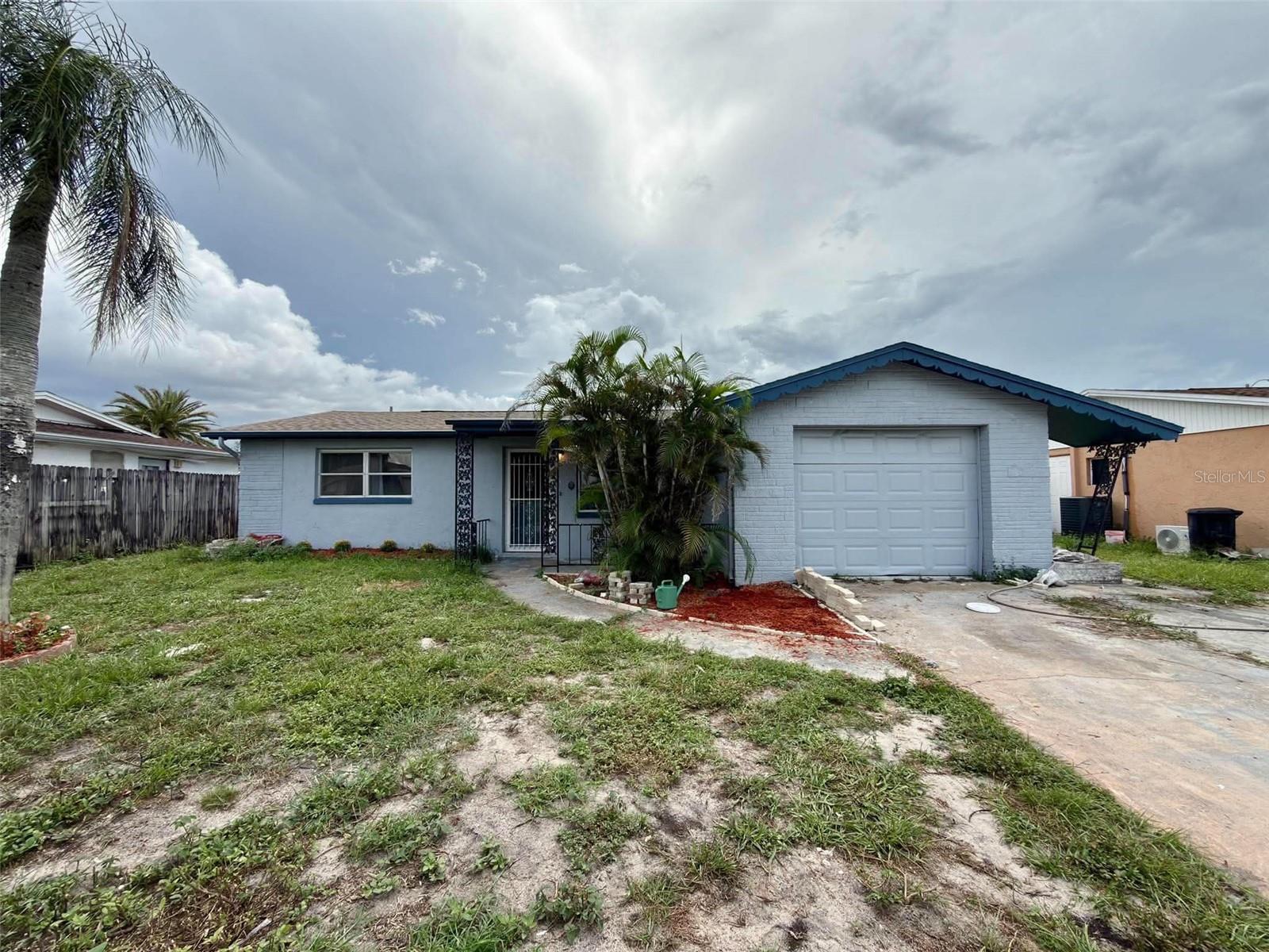 3214 Kilburn Rd, Holiday, FL 34691
