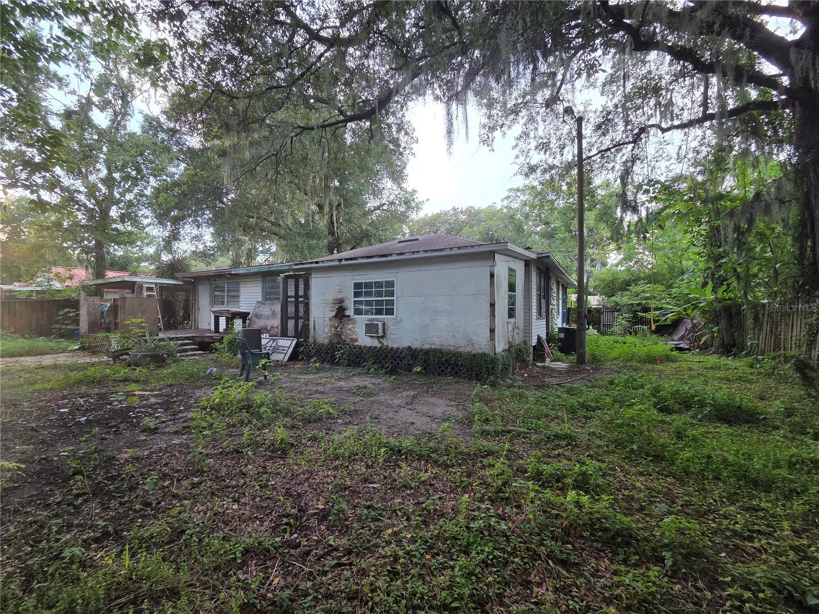 113 W Strickland St, Plant City, FL 33563