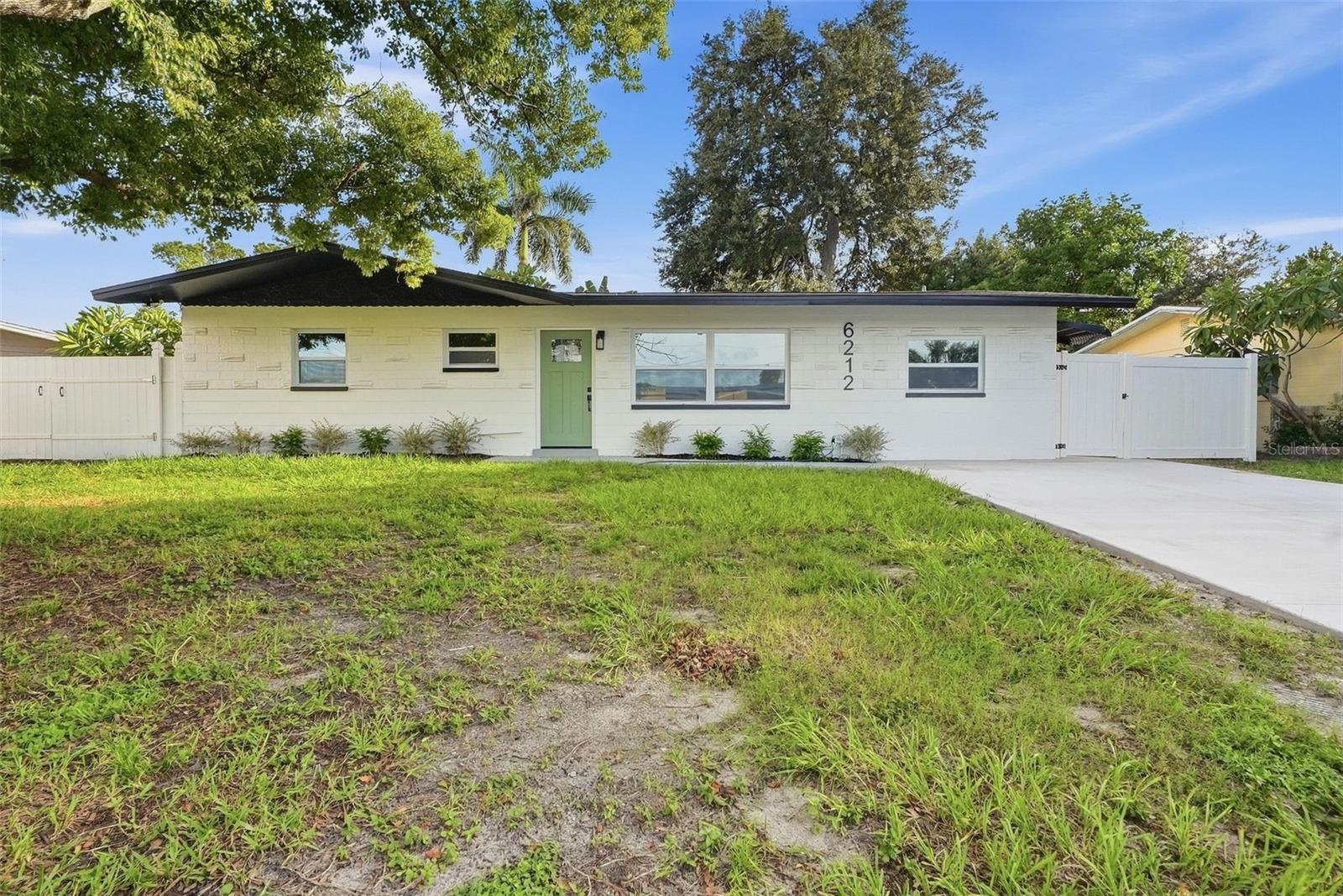 6212 42 Ave N, St Petersburg, FL 33709